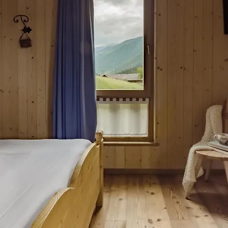 Hotel Val Di Rabbi