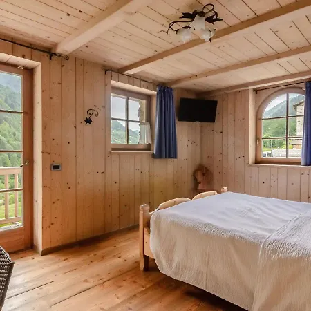 Val Di Hotel Rabbi